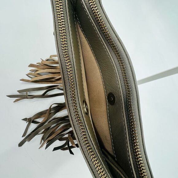 Lucky Brand Leather Fringe Crossbody Bag Gray Western Hippie Boho 3 Section - Picture 5 of 12